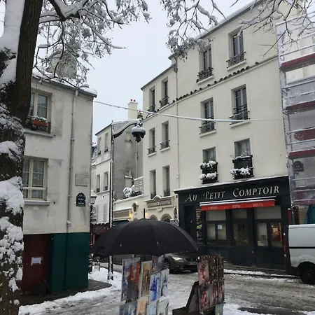 8 Place Du Tertre Paříž