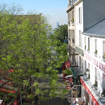 Daire 8 Place Du Tertre Paris