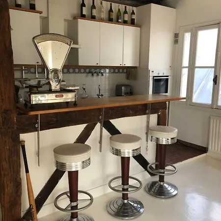 Apartamento 8 Place Du Tertre Paris